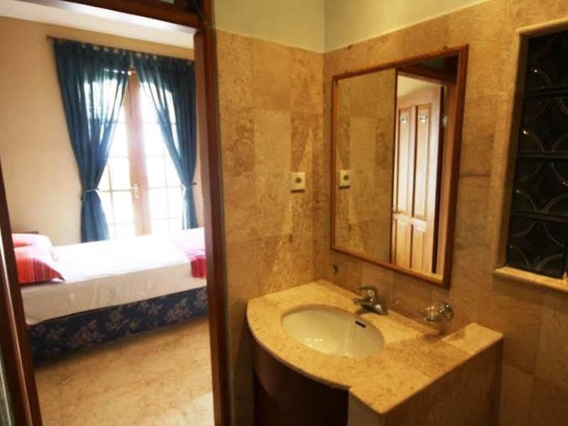 Villa Rama Candidasa Exteriör bild